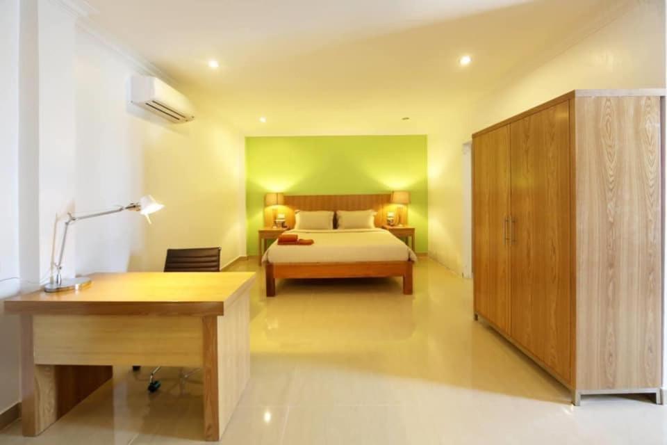 Indra Koh Rong Resort Derm Tkov Village Bagian luar foto